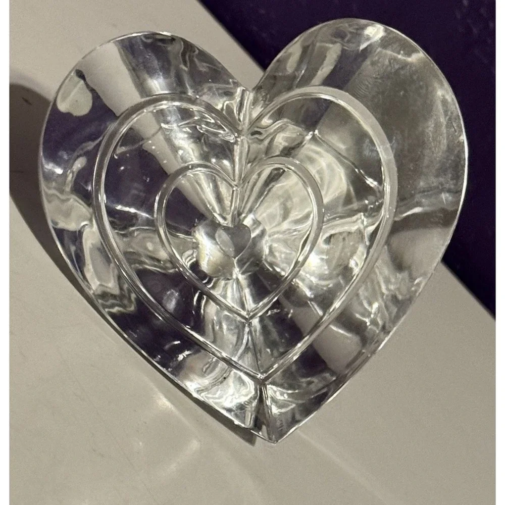 Tiffany & Co Crystal Pyramid Heart Paperweight 3.5